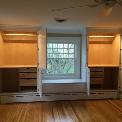 SM-Custom-Closet1-768x576